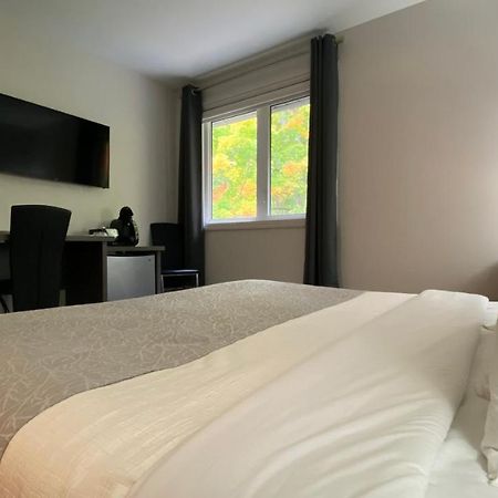 Amber Hotel Grand Bend Εξωτερικό φωτογραφία
