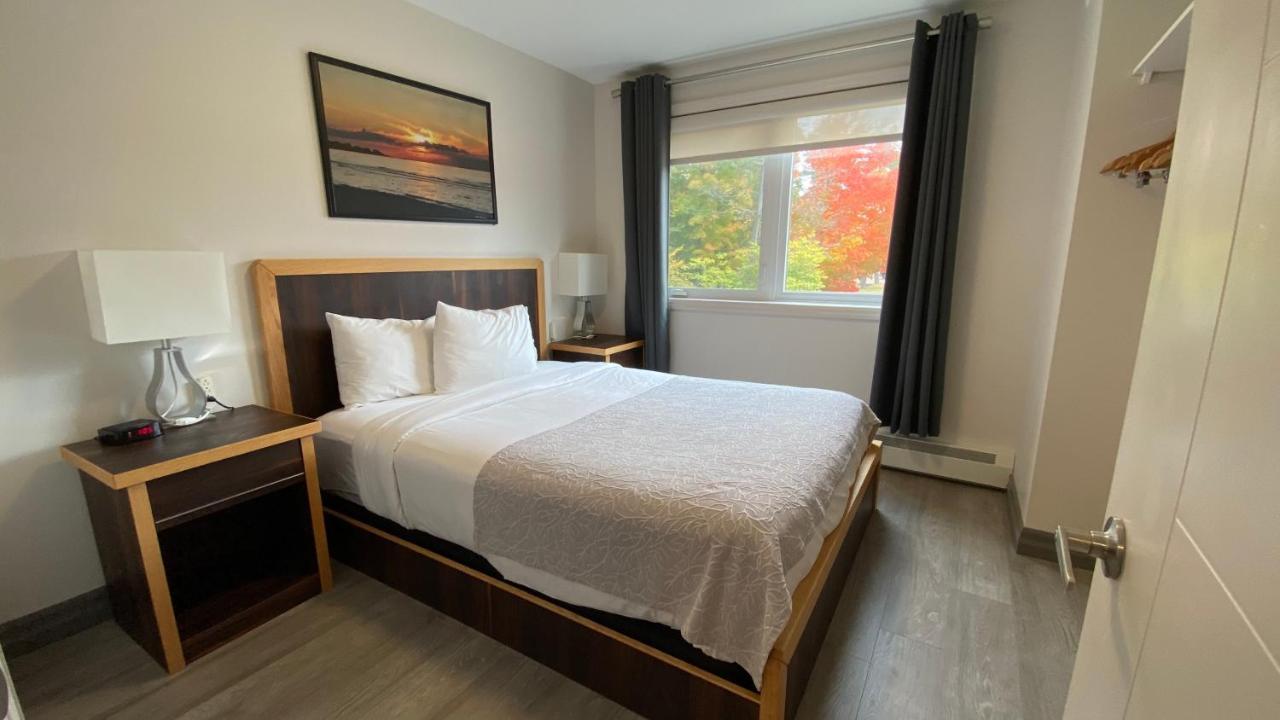 Amber Hotel Grand Bend Εξωτερικό φωτογραφία