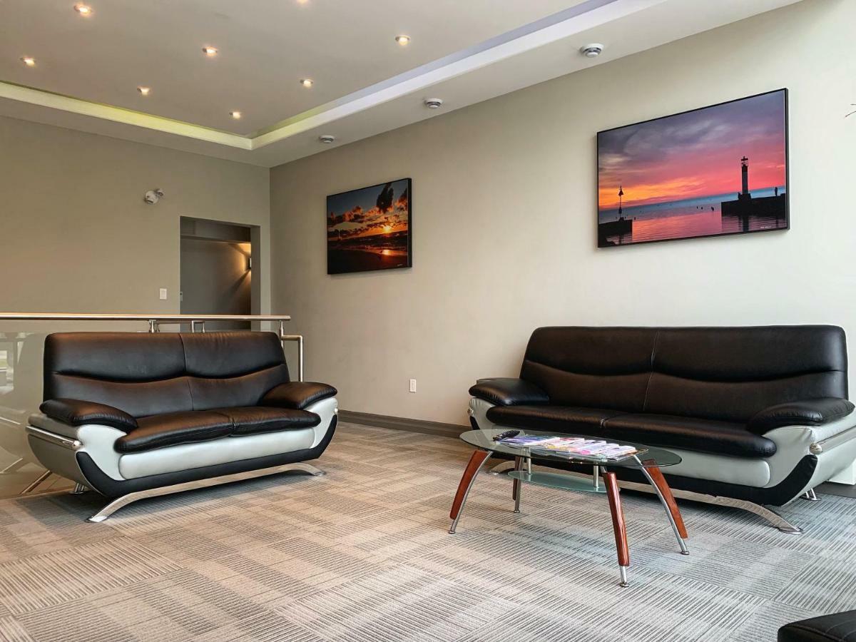 Amber Hotel Grand Bend Εξωτερικό φωτογραφία